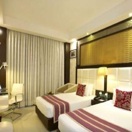 ניו דלהי Kings Forth Hotels מראה חיצוני תמונה