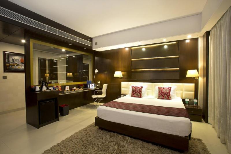 ניו דלהי Kings Forth Hotels מראה חיצוני תמונה